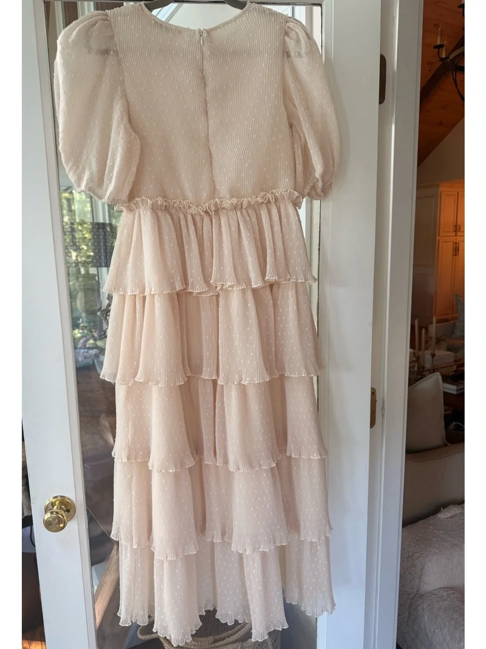 Nieman Marcus english rose flowy Tiered Micro-Dot Midi Dress ruffled layers. EUC